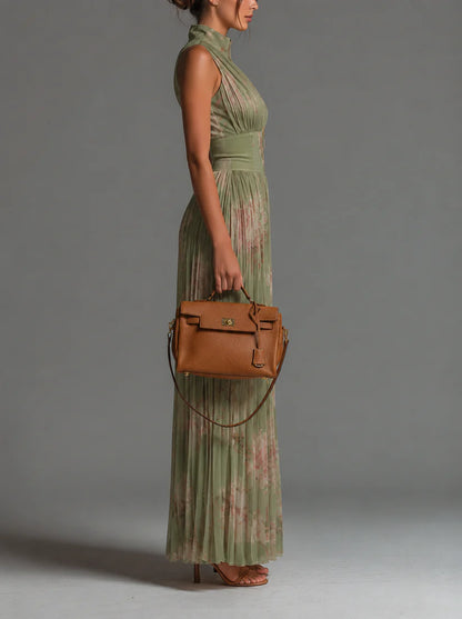 Valentina | Vestido verde salvia con estampado floral y mangas tipo kimono